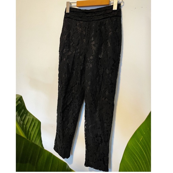 ❌Kimchi Blue - Urban Outfitters - Lace High Waisted Pants❌ - Picture 4 of 12